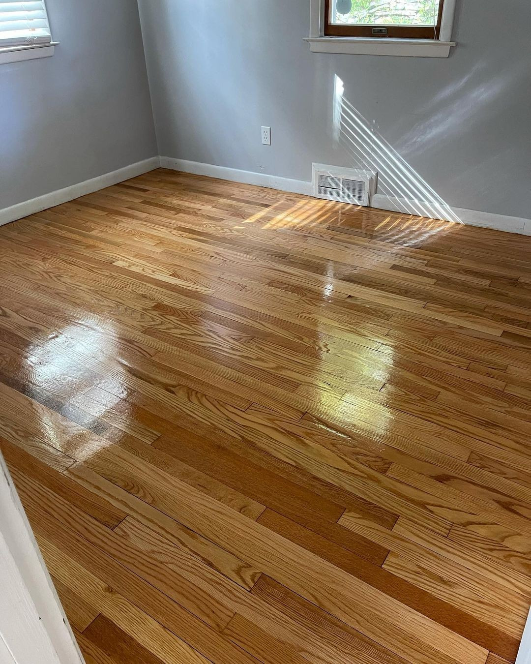 Sampaio Floors Wood Refinishing Craftsmanship